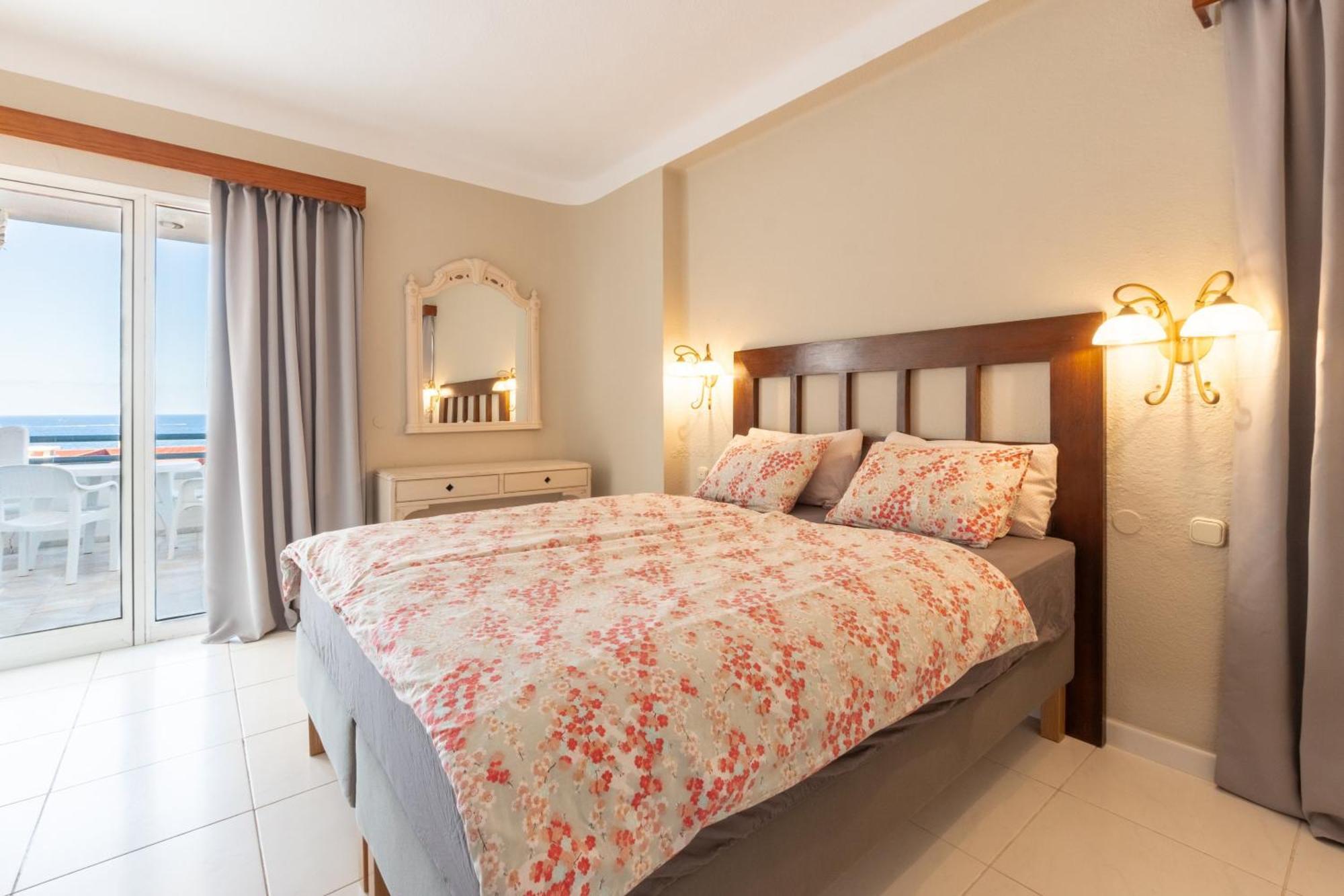 Club Atlantis Aparthotel Ocean View Costa Adeje  Ngoại thất bức ảnh